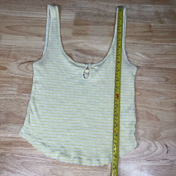 FREE - Me to We Essentials, Striped Baby Yellow Beachy Tank Crop Top - Picture 5 of 11